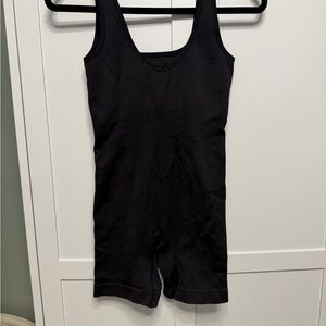 Athleta ribbed onsie shorts